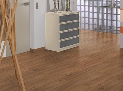 Кварцвиниловая плитка Egger Design+ Flooring Орех коричневый EPD012