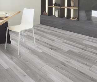 Ламинат Kaindl Classic Touch 8-32 Стандарт Сосна Кантри К5271 VS