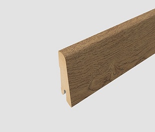 Плинтус Egger L165