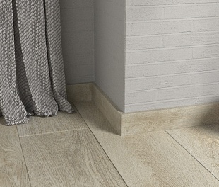 Плинтус FineFloor 340355 1979 / 2079 Дуб Малага / SOMERSET OAK 52232