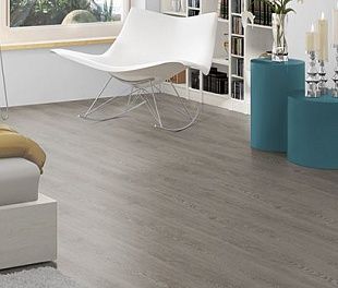 Пробковое покрытие Egger PRO COMFORT+ Дуб Уолтем серый EPC006