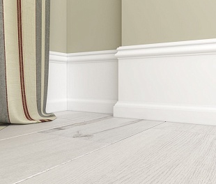 Плинтус Ultrawood Base 5800