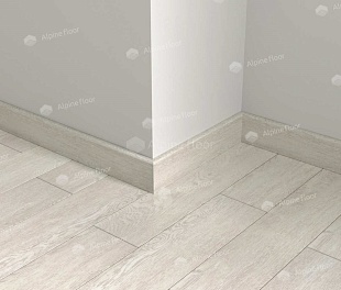Плинтус Alpine floor Parquet Light SK 13-9