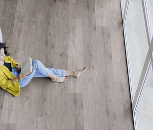 Ламинат Kaindl Classic Touch 8-32 ШИРОКАЯ Дуб ASHMOND K2145 EG