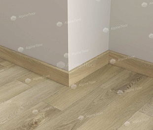 Плинтус Alpine floor Parquet Light SK 13-17