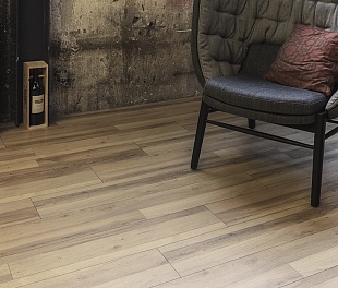 Ламинат Kaindl Natural Touch 8-32 СТАНДАРТ Дуб Тру K4412 AV