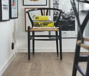 Ламинат Pergo Malmo pro Дуб глубинный темно-серый L1235-04433