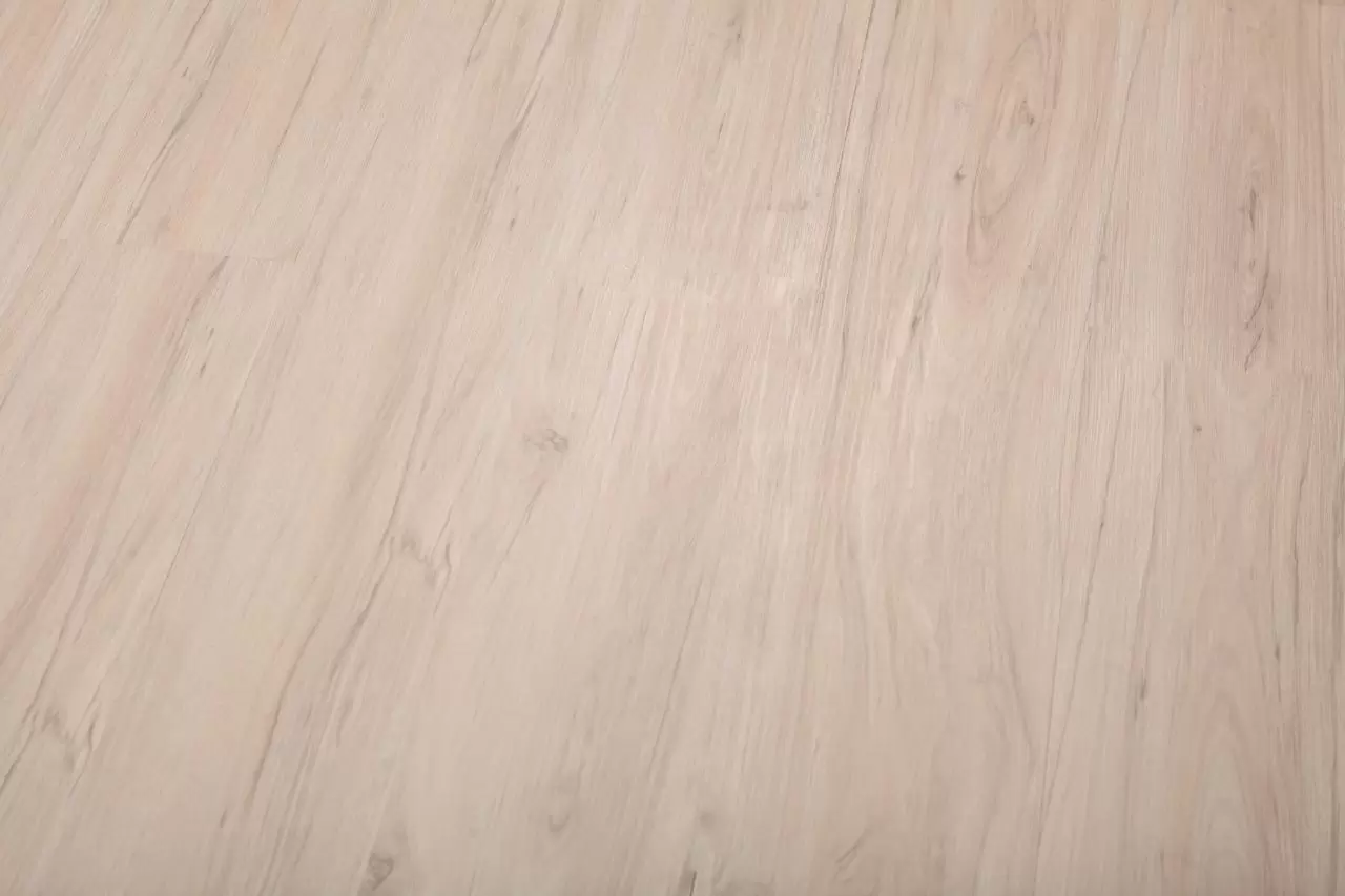 Кварцвиниловая плитка Refloor Home Ольха Йеллоустоун WS 8820