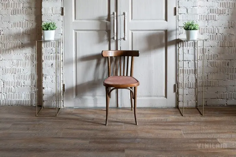 Кварцвиниловая плитка Vinilam Click 3,7 мм 81137 Дуб Майнц