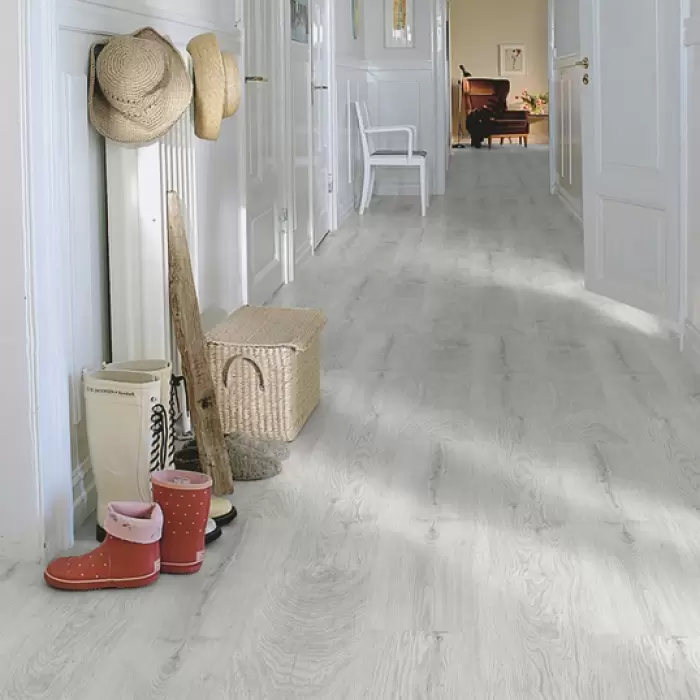 Ламинат Pergo Original Excellence Classic Plank 0V Дуб Серебряный L1201-01807