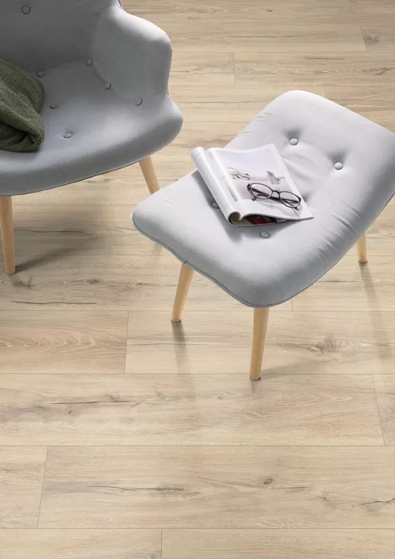 Ламинат Egger 8 33 Classic 4V Clic it EPL189 Дуб Мелба бежевый GAG