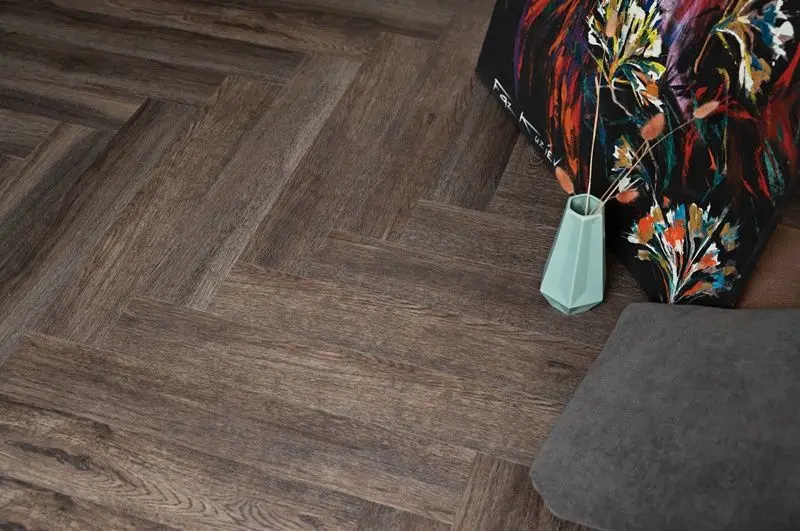 Кварцвиниловая плитка Vinilam PARQUET Herringbone 6,5 mm IS11211 Паркет Донателло