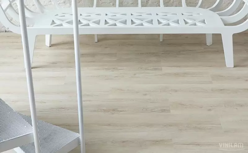 Кварцвиниловая плитка Vinilam Cork Premium 8 mm 33111 Дуб Барселона