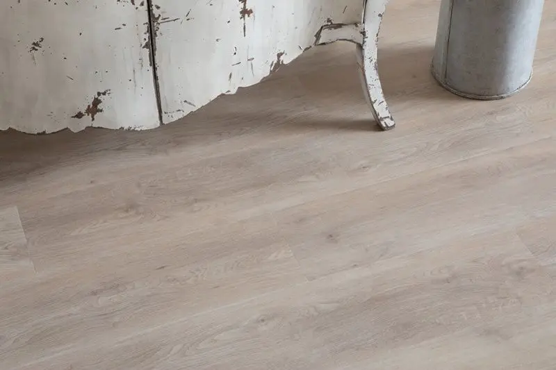 Кварцвиниловая плитка Vinilam VinilPol SPC click 8844 -EIR Дуб Мира (2,225)