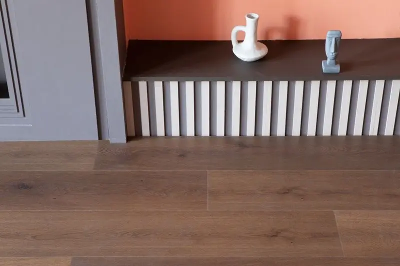 Кварцвиниловая плитка Vinilam VinilPol SPC click 8811 -EIR Дуб Бравон (2,225)